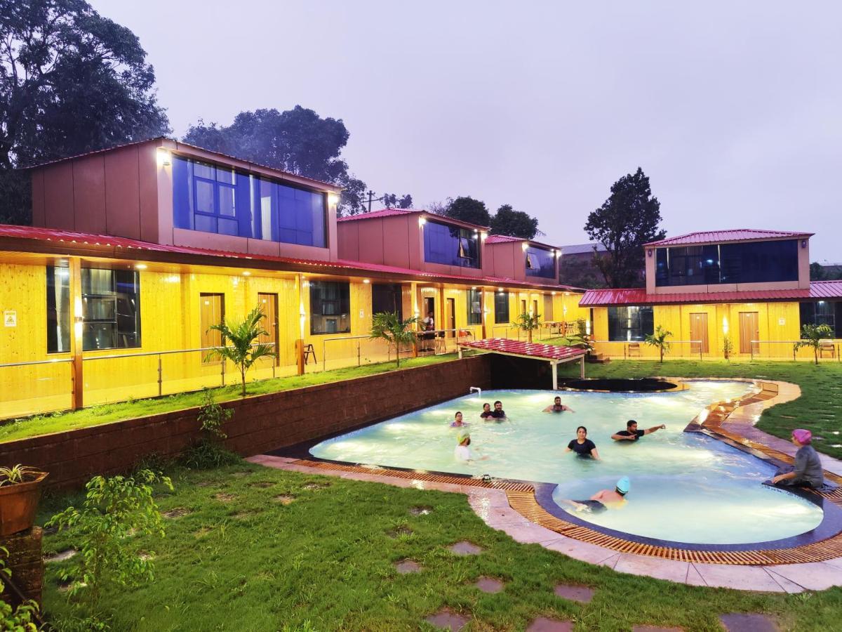 Arya Resort And Spa Mahābaleshwar Exterior foto