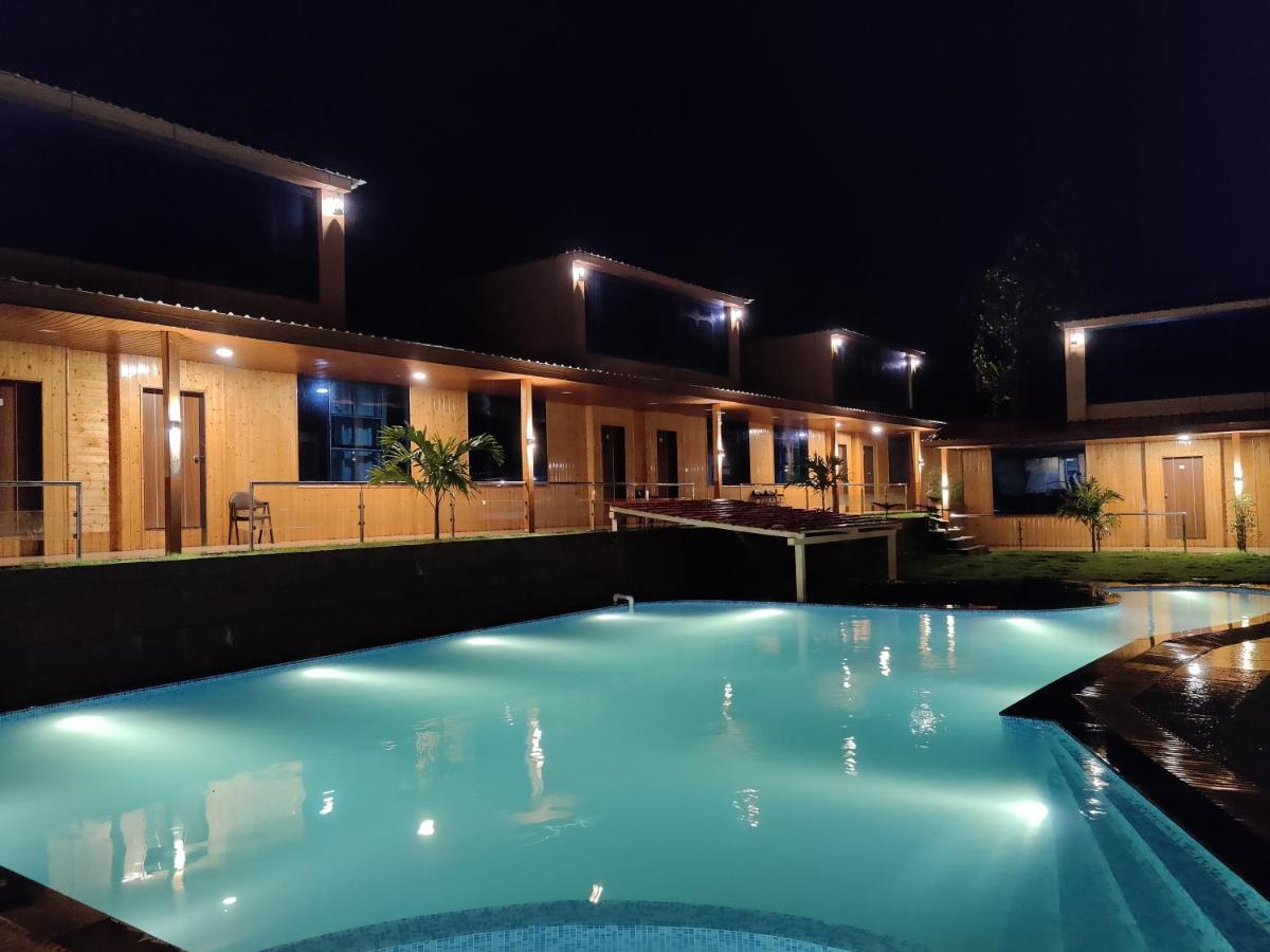 Arya Resort And Spa Mahābaleshwar Exterior foto
