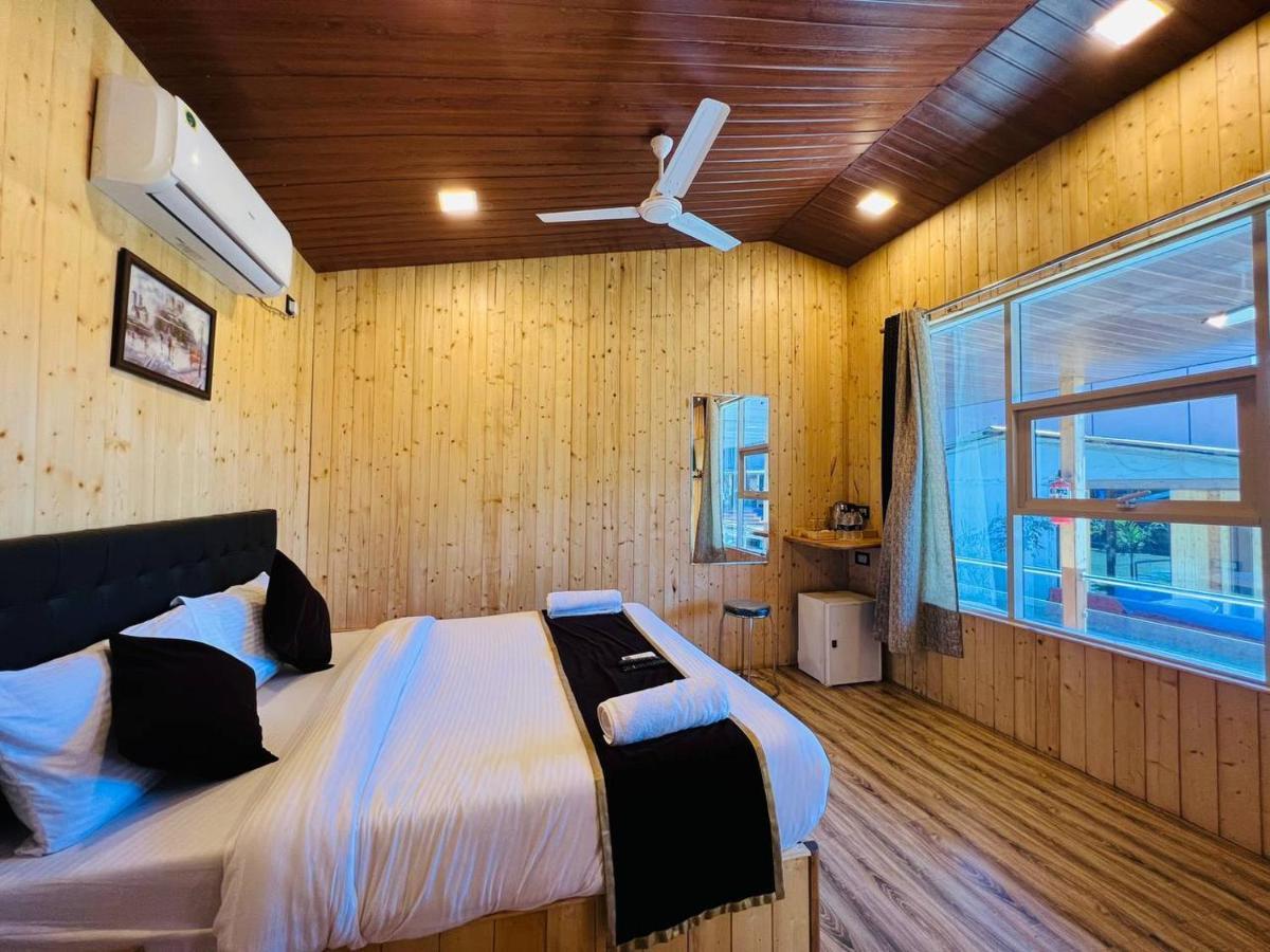 Arya Resort And Spa Mahābaleshwar Exterior foto